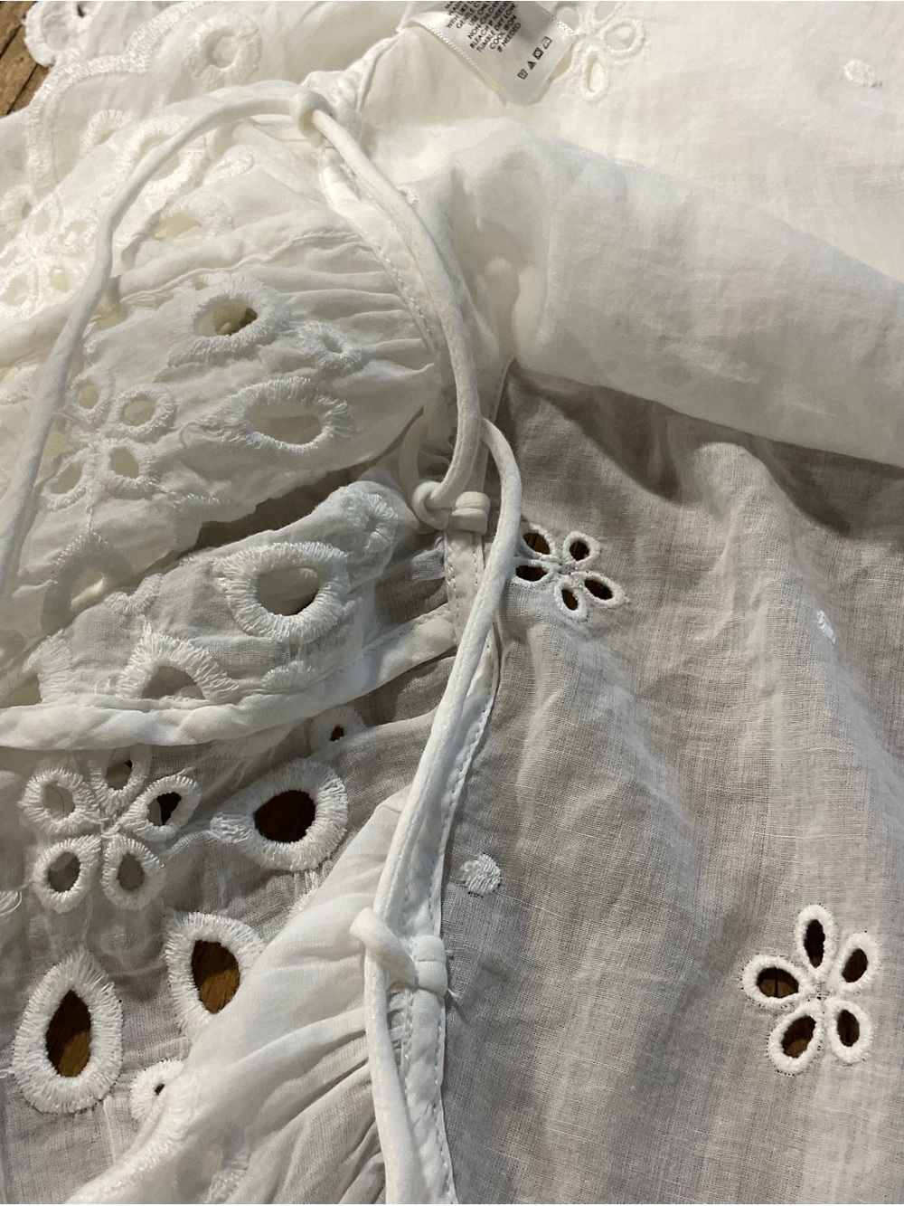 Women’s White Eyelet Ruffle Peplum Blouse - Picture 10 of 12